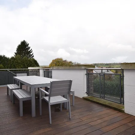 Cozy In With Terrace Apartman