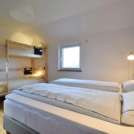 Cozy In With Terrace Apartman *